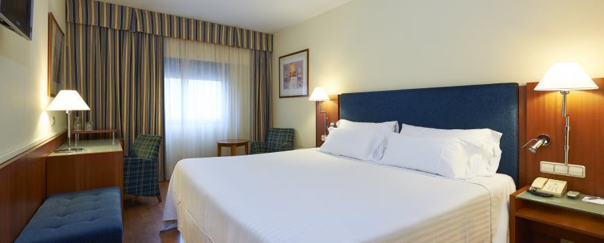 Up Rooms Vic Hotel Exterior photo