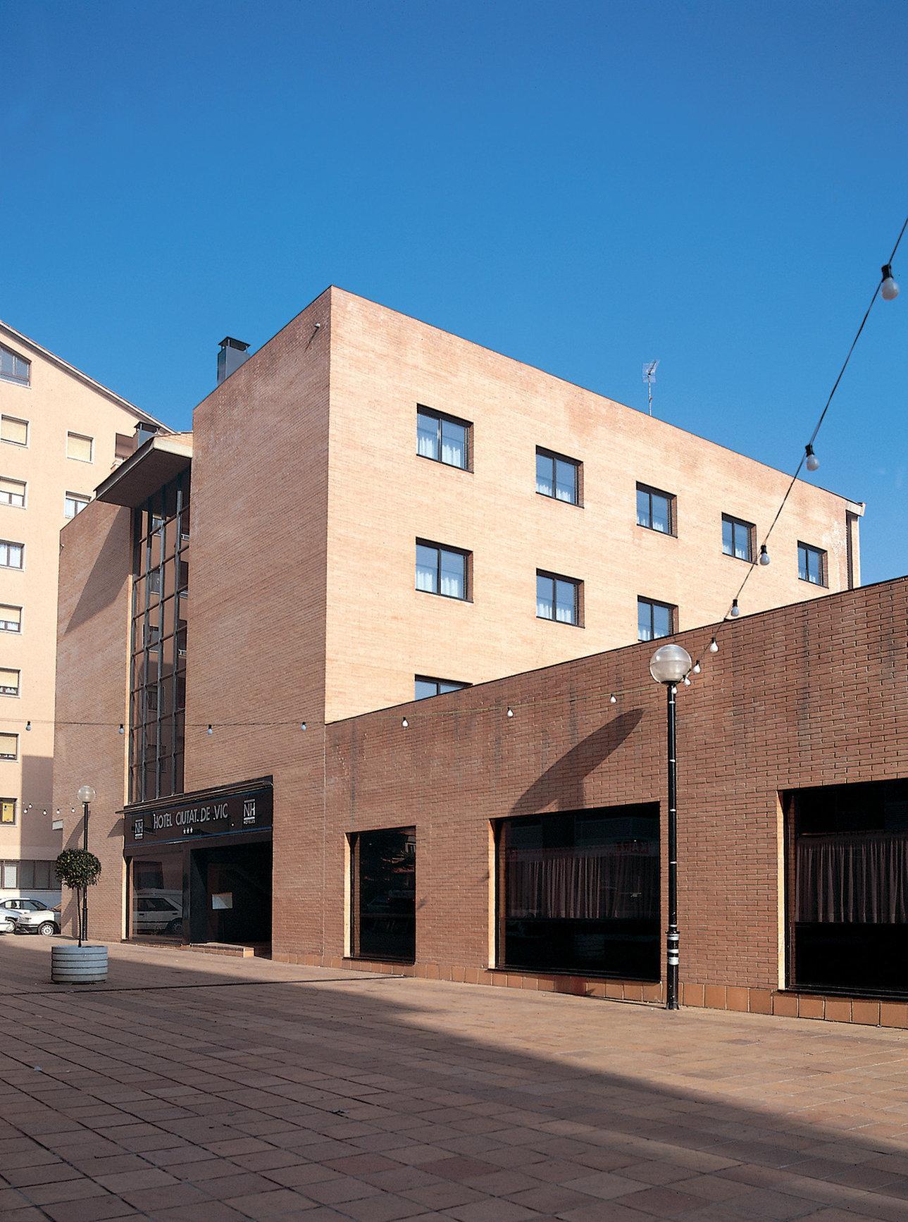 Up Rooms Vic Hotel Exterior photo