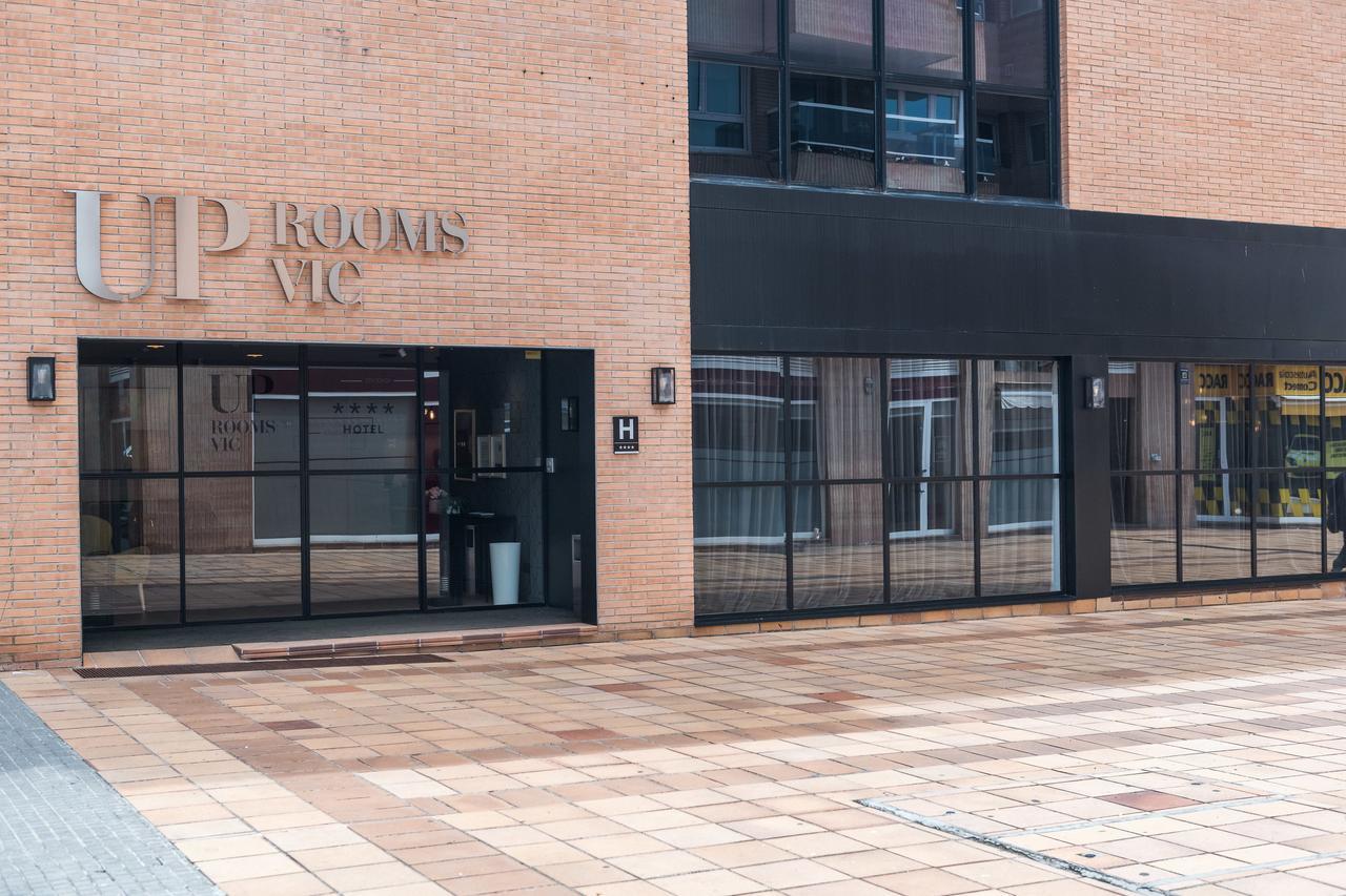 Up Rooms Vic Hotel Exterior photo