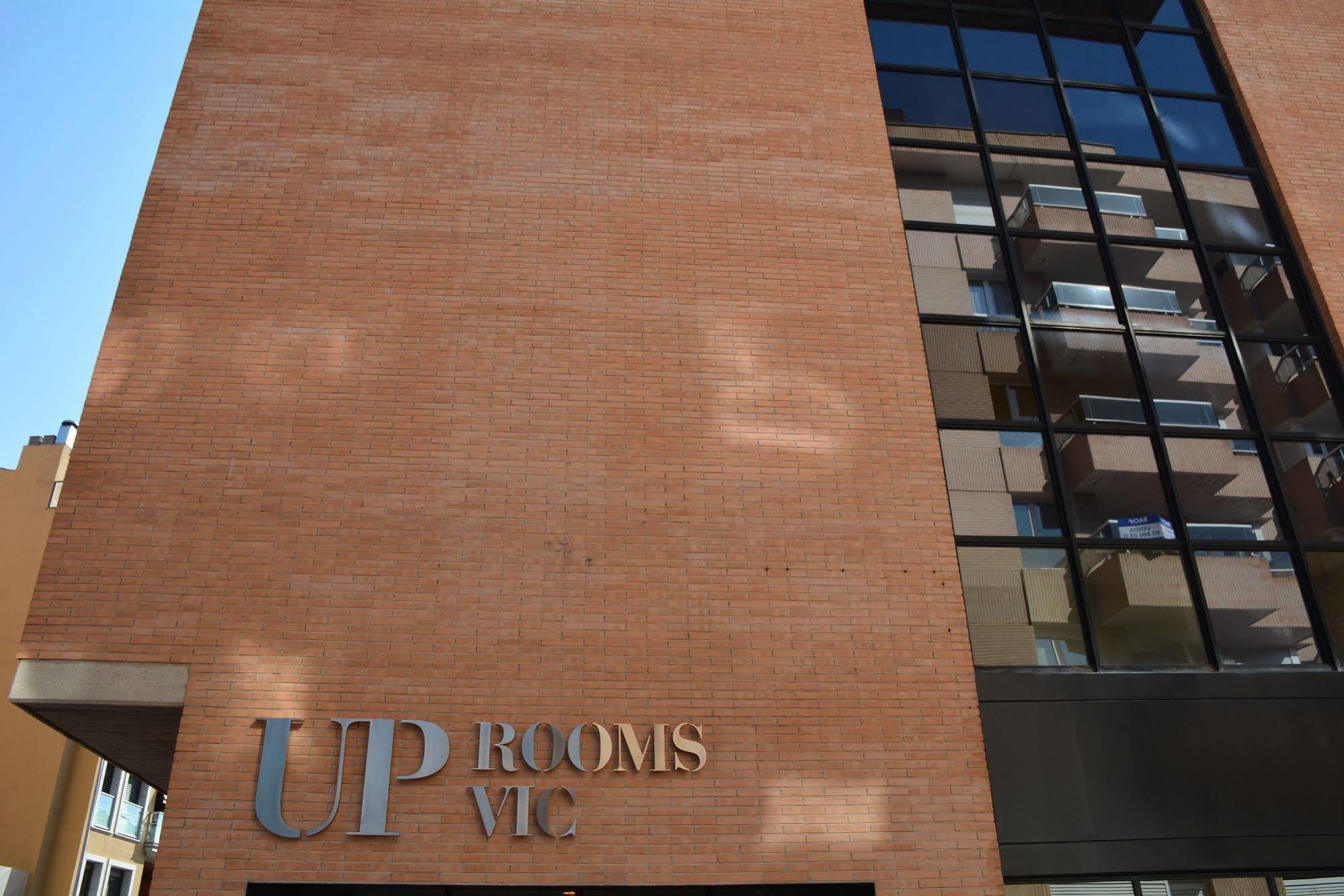 Up Rooms Vic Hotel Exterior photo