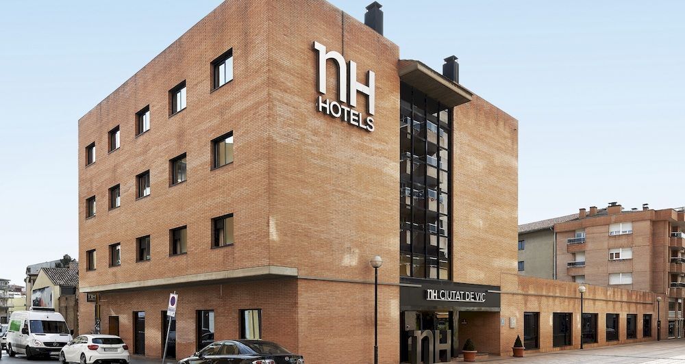 Up Rooms Vic Hotel Exterior photo